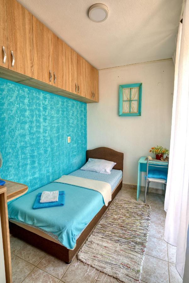 Apartments Suster Бар Екстериор снимка